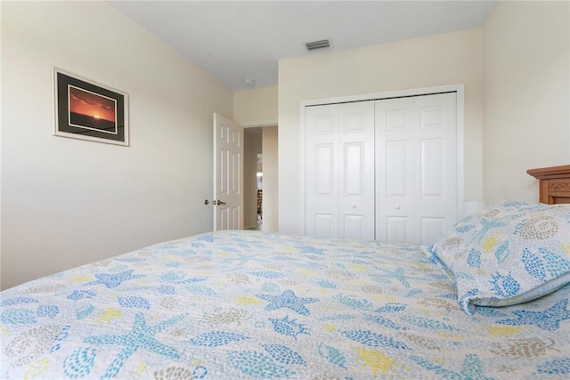 255 Grand Royale Cir Unit 204, Vero Beach, FL 32962 - bedroom with a closet