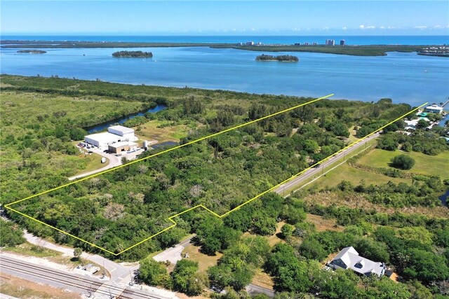 250 Rouse Rd, Fort Pierce, FL 34946 - photo 3