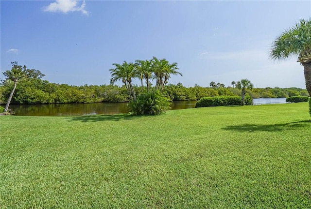 2800 Indian River Blvd Unit L2, Vero Beach, FL 32960 - view of grassy yard with a water view