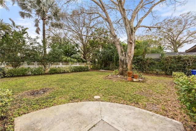 2821 21st Pl, Vero Beach, FL 32960 - view of yard with a patio
