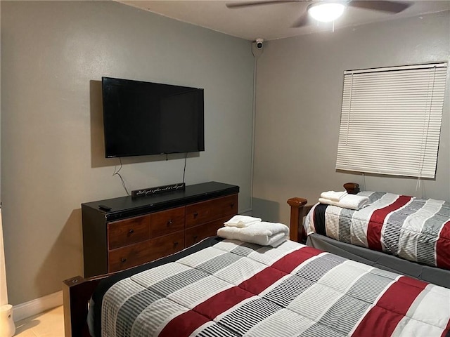 bedroom featuring ceiling fan