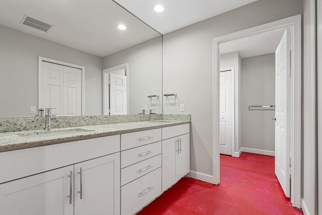 bathroom with vanity