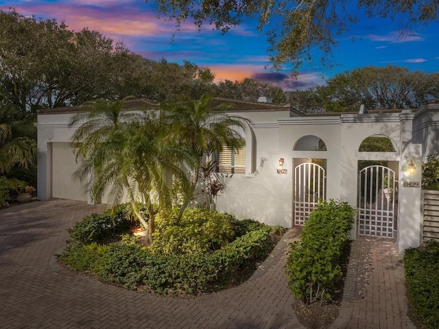 view of mediterranean / spanish-style home