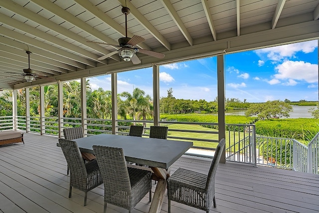 deck with ceiling fan