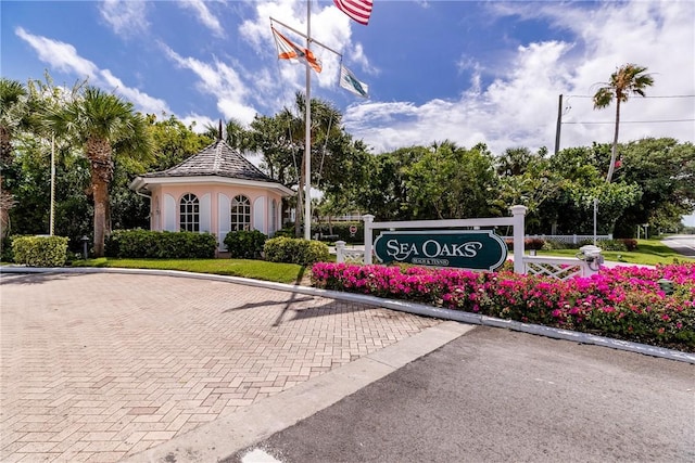 1255 Winding Oaks Cir E Unit 604, Vero Beach, FL 32963 - view of community / neighborhood sign