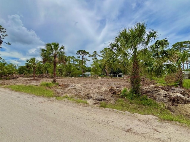 9140 81st St, Vero Beach, FL 32967