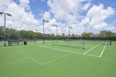 5582 49th Ave, Vero Beach, FL 32967 - view of tennis court