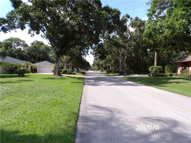 881 48th Ave, Vero Beach, FL 32966 - view of asphalt road