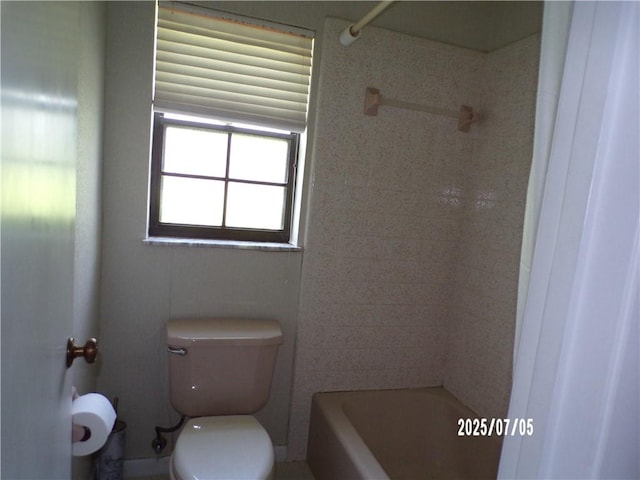 881 48th Ave, Vero Beach, FL 32966 - bathroom with toilet and  shower combination