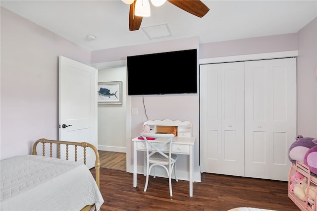 1368 Scroll St, Sebastian, FL 32958 - bedroom featuring wood finished floors, a ceiling fan, and a closet