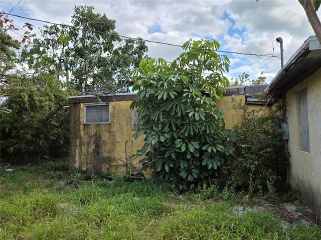 view of side of property