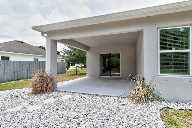 9036 103rd Ave, Vero Beach, FL 32967 - view of patio