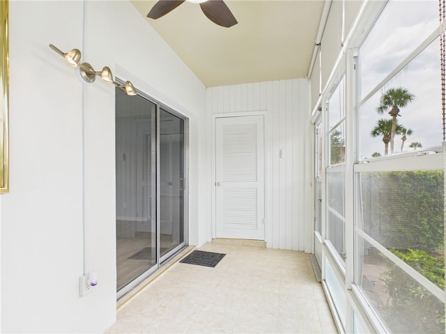 96 Spring Lake Dr Unit 105, Vero Beach, FL 32962 - unfurnished sunroom with ceiling fan