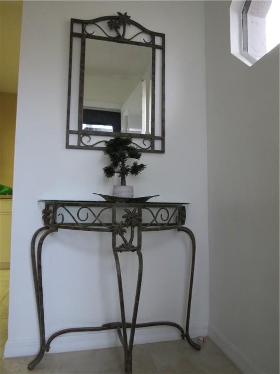1801 Indian River Blvd Unit C1, Vero Beach, FL 32960 - detailed view of baseboards