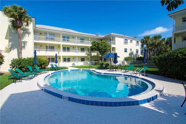 1441 Ocean Dr Unit 103, Vero Beach FL, 32963, 1 bedrooms, 1.5 baths condo for sale