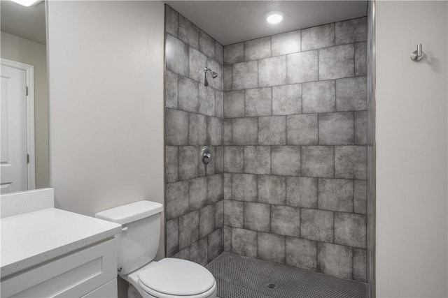 901 Brickell St SE, Palm Bay, FL 32909 - full bathroom with tiled shower and vanity