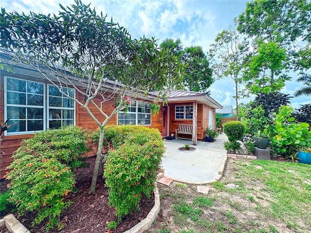 533 Fleming St, Sebastian, FL 32958 - photo 3