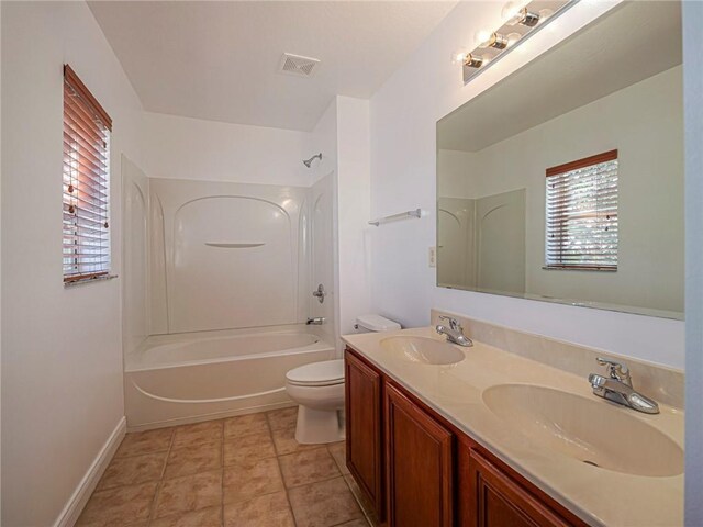 1544 Par Ct, Vero Beach, FL 32966 - bathroom with bathing tub / shower combination and double vanity