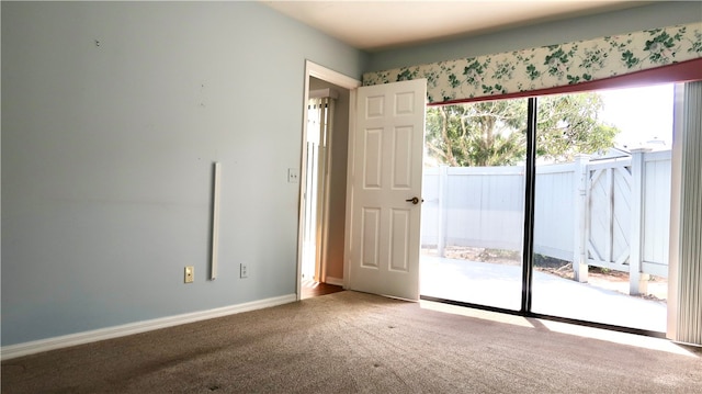 view of carpeted spare room