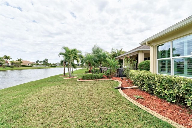 777 Fortunella Cir SW, Vero Beach, FL 32968 - view of yard featuring a water view