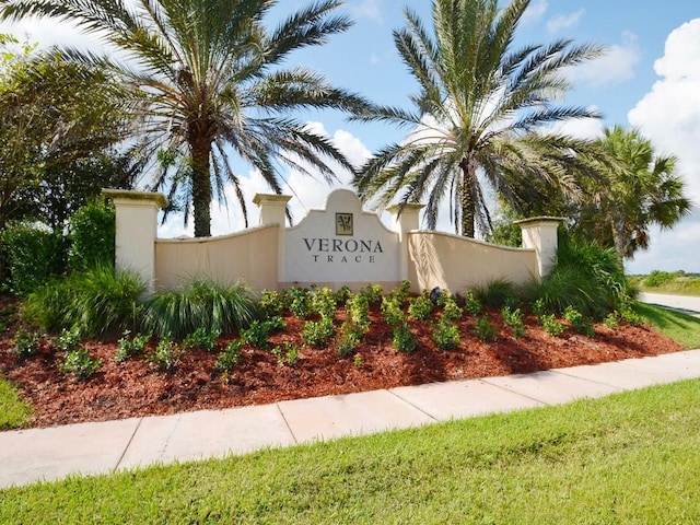 10076 W Villa Cir, Vero Beach, FL 32966 - photo 1