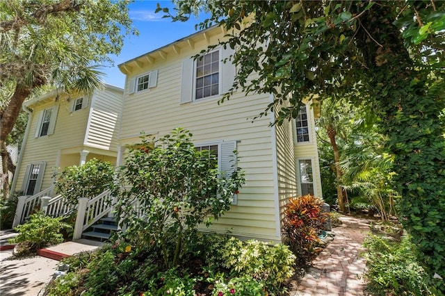 1300 Ivy Ct Unit 209, Vero Beach, FL 32963 - view of front facade