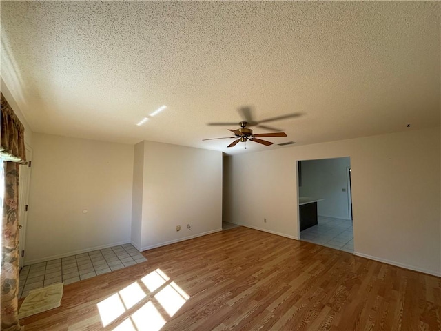 unfurnished dining area featuring light tile patterned floors