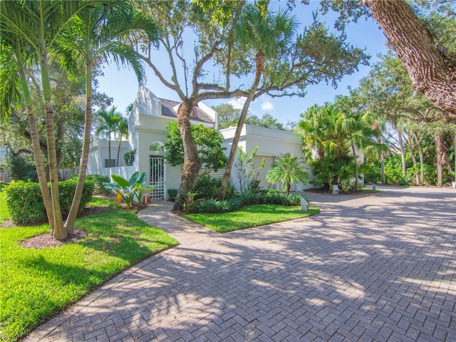 view of front of home with a front yard