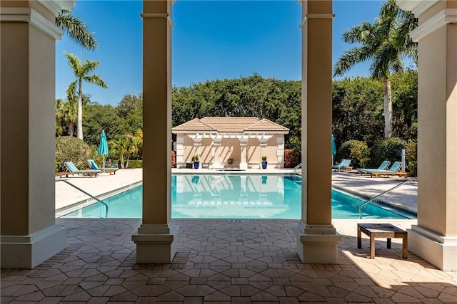 601 N Swim Club Dr Unit 3A, Vero Beach, FL 32963 - community pool with a patio area