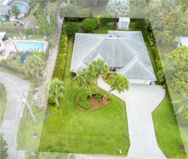 2615 15th St, Vero Beach, FL 32960 - aerial view of property and surrounding area with a pool