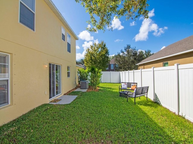 5985 Ridge Lake Cir, Vero Beach, FL 32967 - view of fenced backyard
