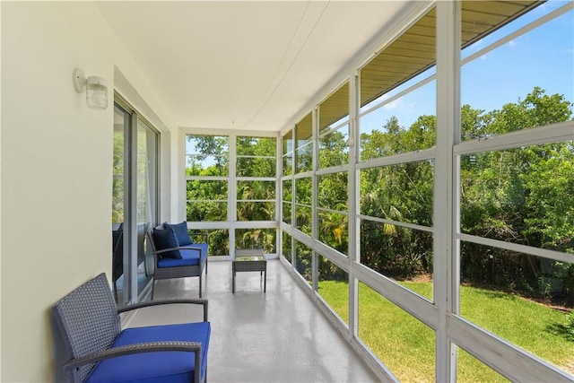 51 Woodland Dr Unit 207, Vero Beach, FL 32962 - view of sunroom