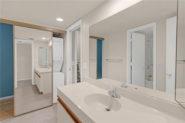 12 Plantation Dr Unit 205, Vero Beach, FL 32966 - full bath with vanity, tile patterned flooring, and recessed lighting