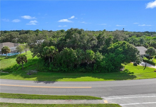 Listing photo 2 for 668 Periwinkle Dr, Sebastian FL 32958