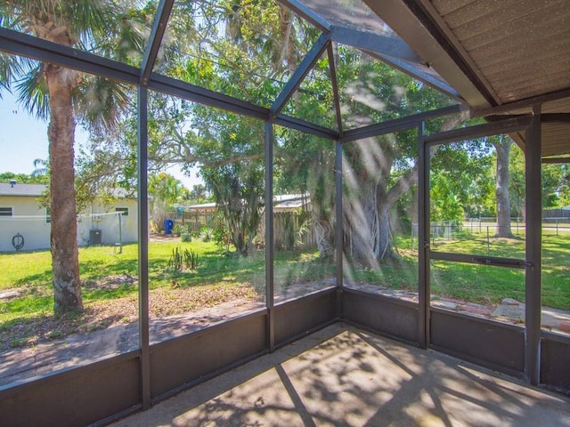 1626 4th Ct, Vero Beach, FL 32960 - view of unfurnished sunroom