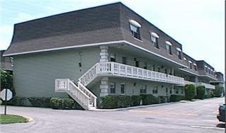 1901 Indian River Blvd Unit D104, Vero Beach, FL 32960 - photo 1