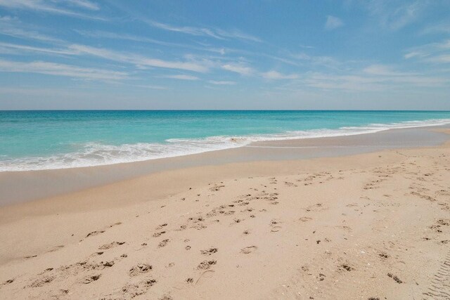 8050 96th Ave, Vero Beach, FL 32967 - water view with local beach