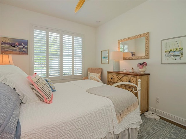 2284 Timberlake Cir, Vero Beach, FL 32966 - bedroom featuring baseboards and a ceiling fan