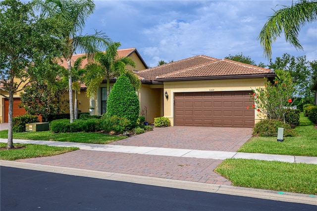 view of front of house with a garage