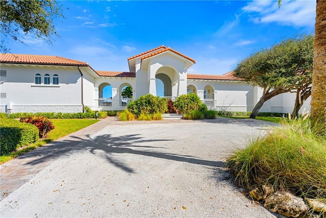 view of mediterranean / spanish-style home