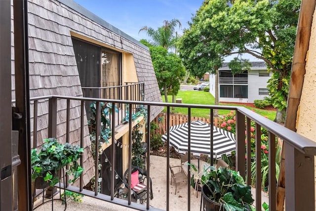 1170 6th Ave Unit 9D, Vero Beach, FL 32960 - view of balcony