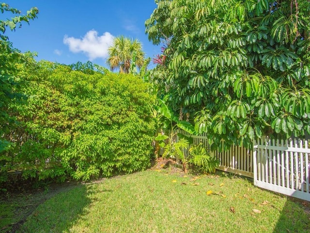 1345 Spanish Lace Ln, Vero Beach, FL 32963 - photo 10