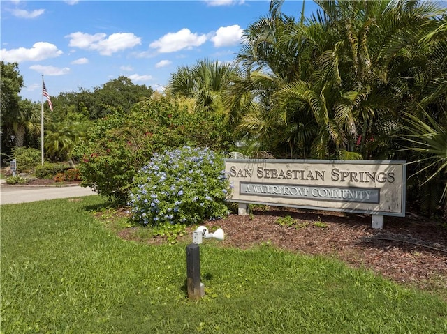 505 Cross Creek Cir, Sebastian, FL 32958 - community / neighborhood sign with a lawn