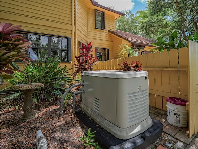 505 Cross Creek Cir, Sebastian, FL 32958 - exterior view of a power unit