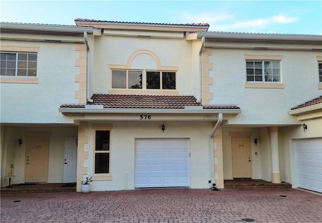 576 7th Sq Unit 202, Vero Beach, FL 32962 - photo 1