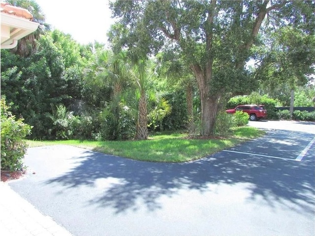 576 7th Sq Unit 202, Vero Beach, FL 32962 - photo 3