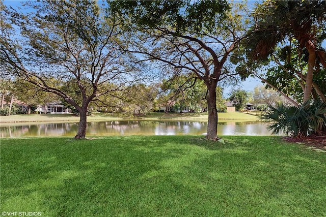 652 Hatteras Ct SW, Vero Beach, FL 32968 - view of water feature