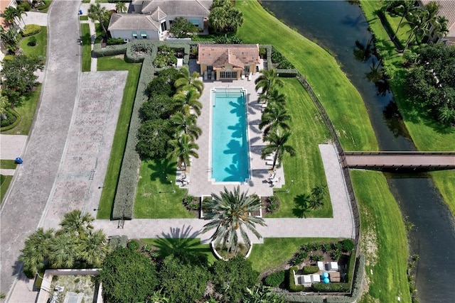 9515 E Maiden Ct, Vero Beach, FL 32963 - birds eye view of property featuring a water view