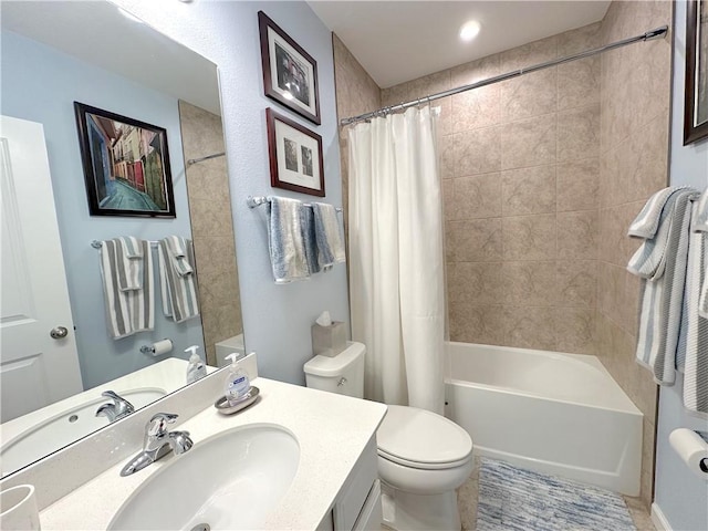 4173 Keeson Cir, Vero Beach, FL 32967 - bathroom featuring vanity and shower / bath combination with curtain