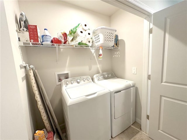 4173 Keeson Cir, Vero Beach, FL 32967 - laundry area featuring washer and dryer